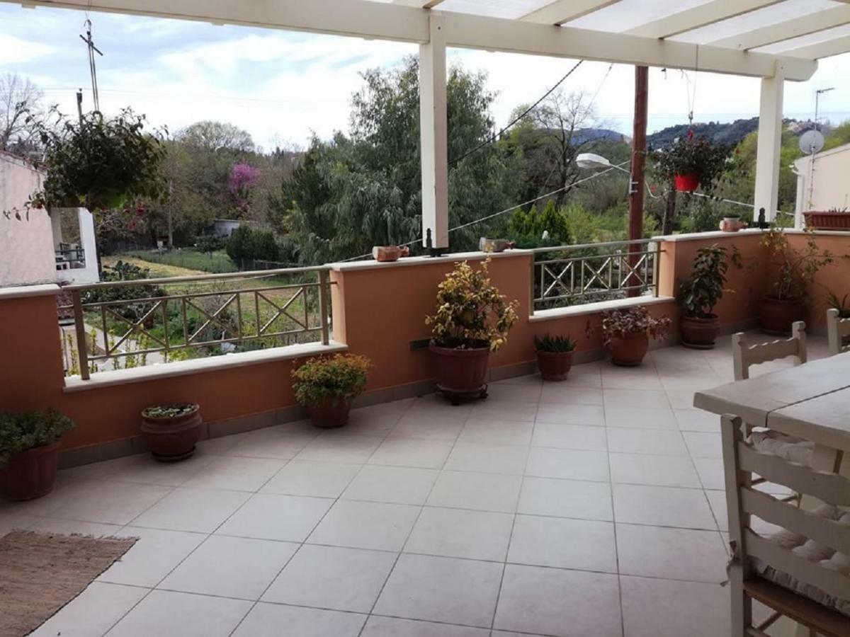 Corfu Potamaki * Kompítsion